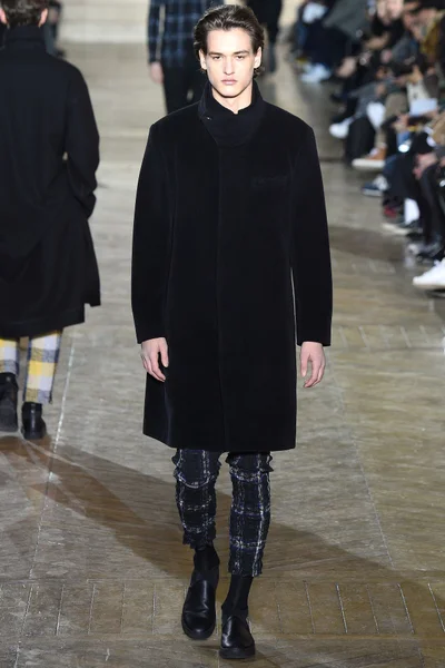 Look 36